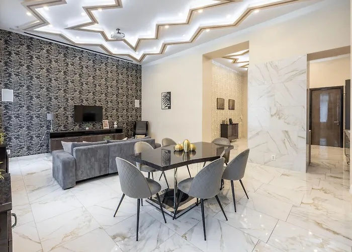 Extravagant & Modern Grand In The Center Of * Budapest