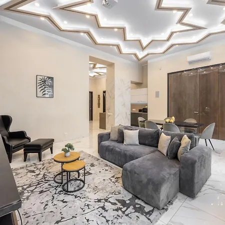 Extravagant & Modern Grand In The Center Of * Budapest