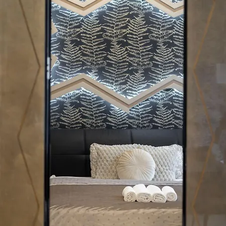 Apartman Extravagant & Modern Grand In The Center Of *